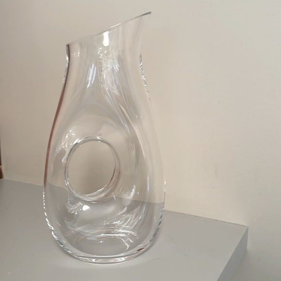 🍋HOST PICK🍋 Ona Large Glass Pitcher from Crate and Barrel - Picture 6 of 9